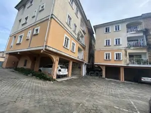 3bdrm Apartment in Victoria Island for sale