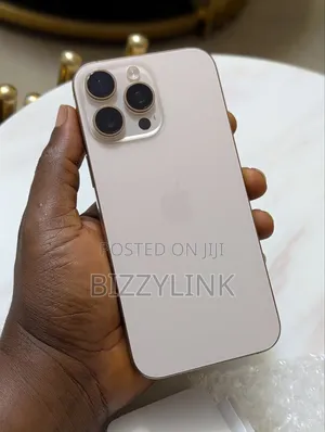 Apple iPhone 16 Pro Max 256 GB Gold