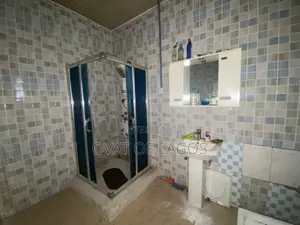 4bdrm Duplex in Ikota Villa for rent