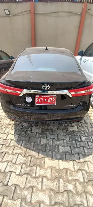 Toyota Avalon Limited Sedan FWD (3.5L 6cyl 6A) 2013 Black