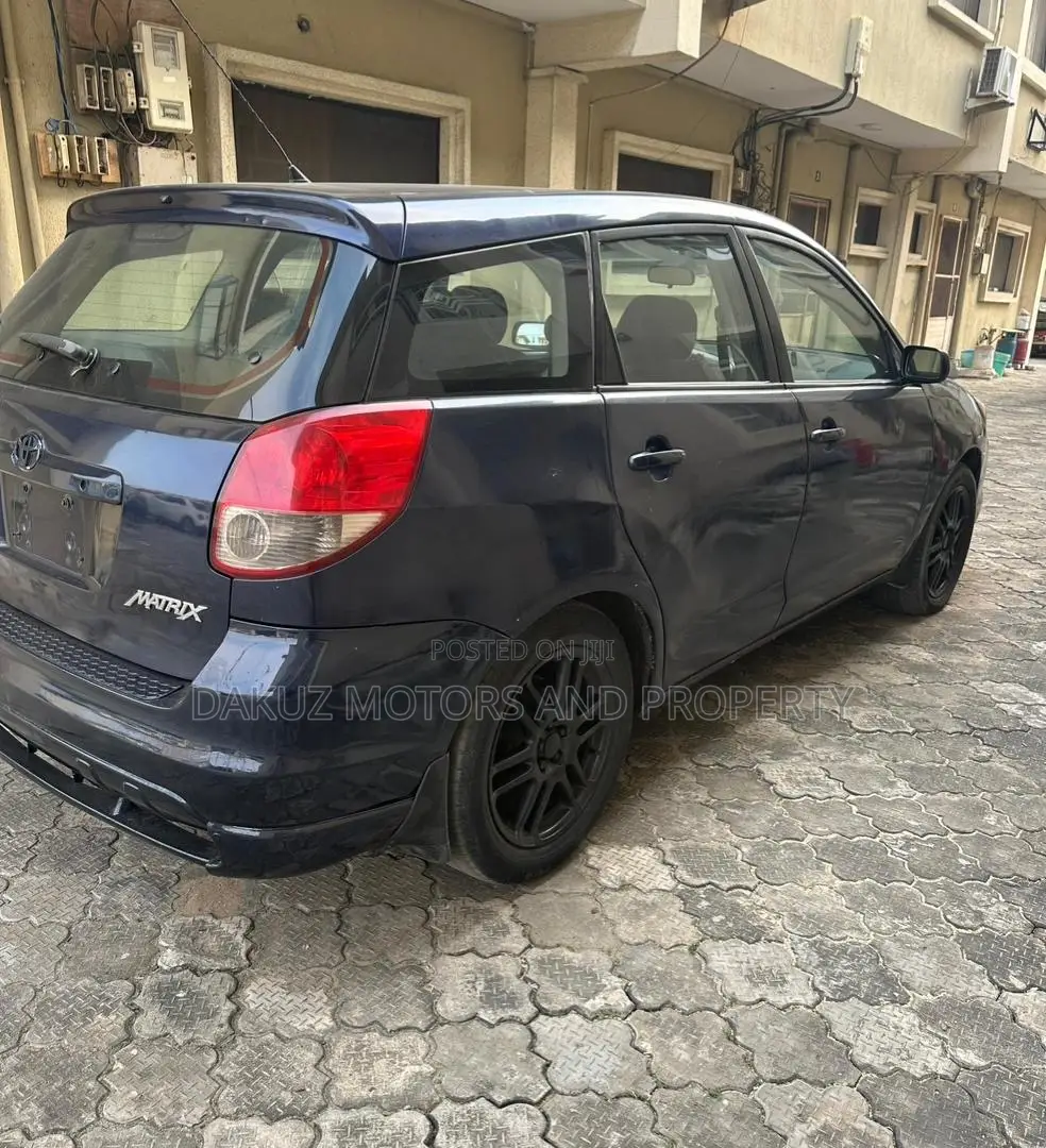 Toyota Matrix 2004 Blue