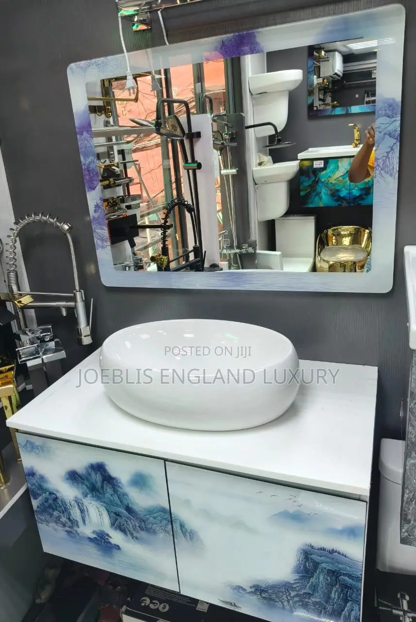 Cabinet Basin With Mirror
