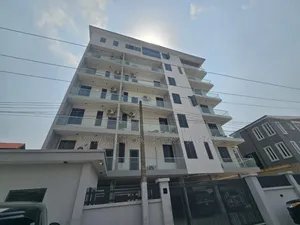 Furnished 3bdrm House in Lekki Phase 1 for sale
