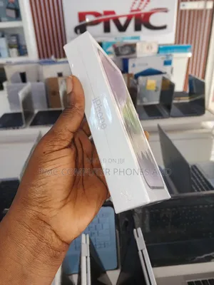 New Apple iPhone 14 128 GB Blue