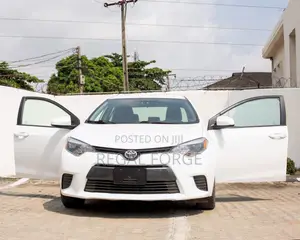 Toyota Corolla 2014 White