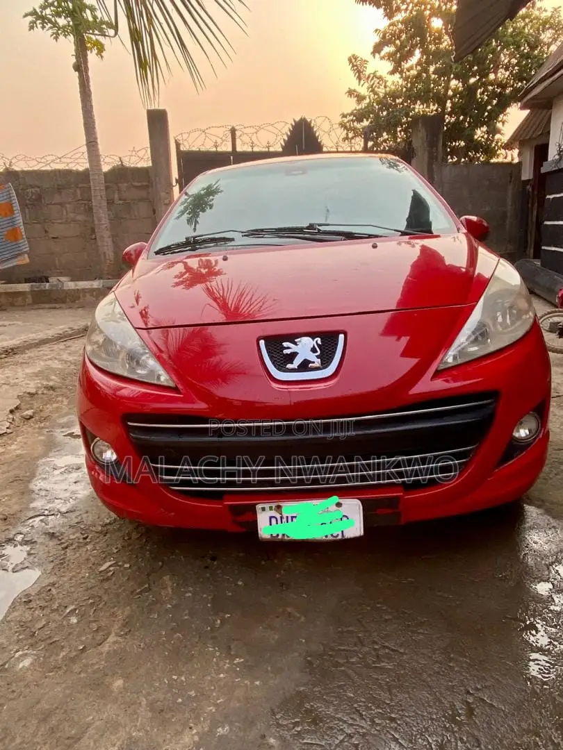 Peugeot 207 2010 Red