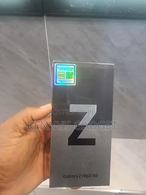 New Samsung Galaxy Z Flip3 5G 128 GB
