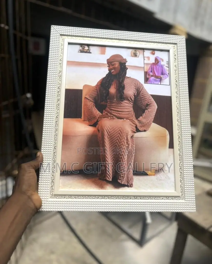 Photo Frame 12/16