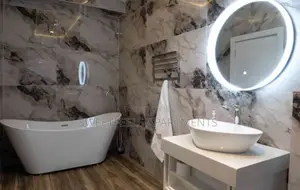 Snow Queen 3-Bedrooms Apartment