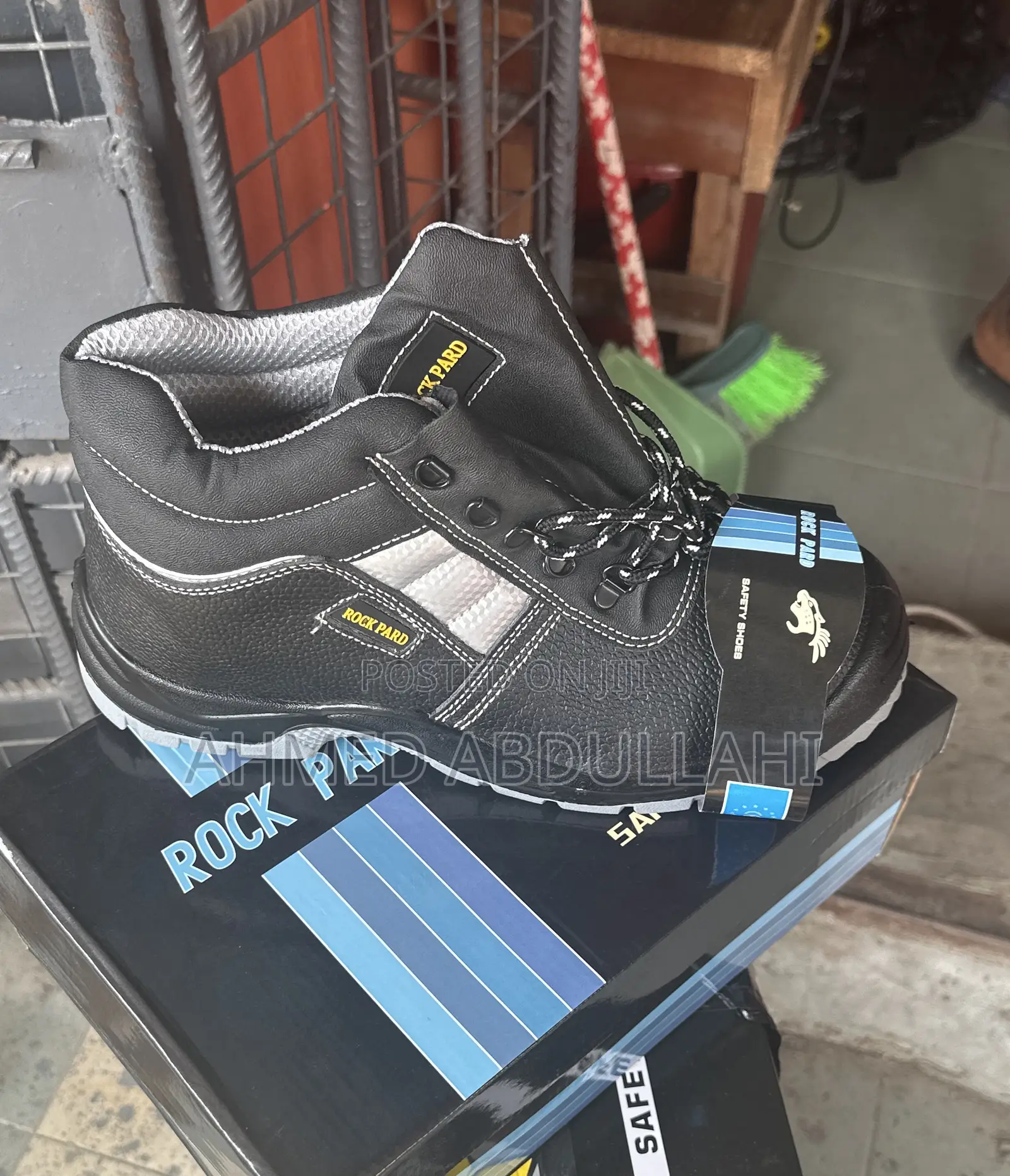 Rock Pad Safety Boots