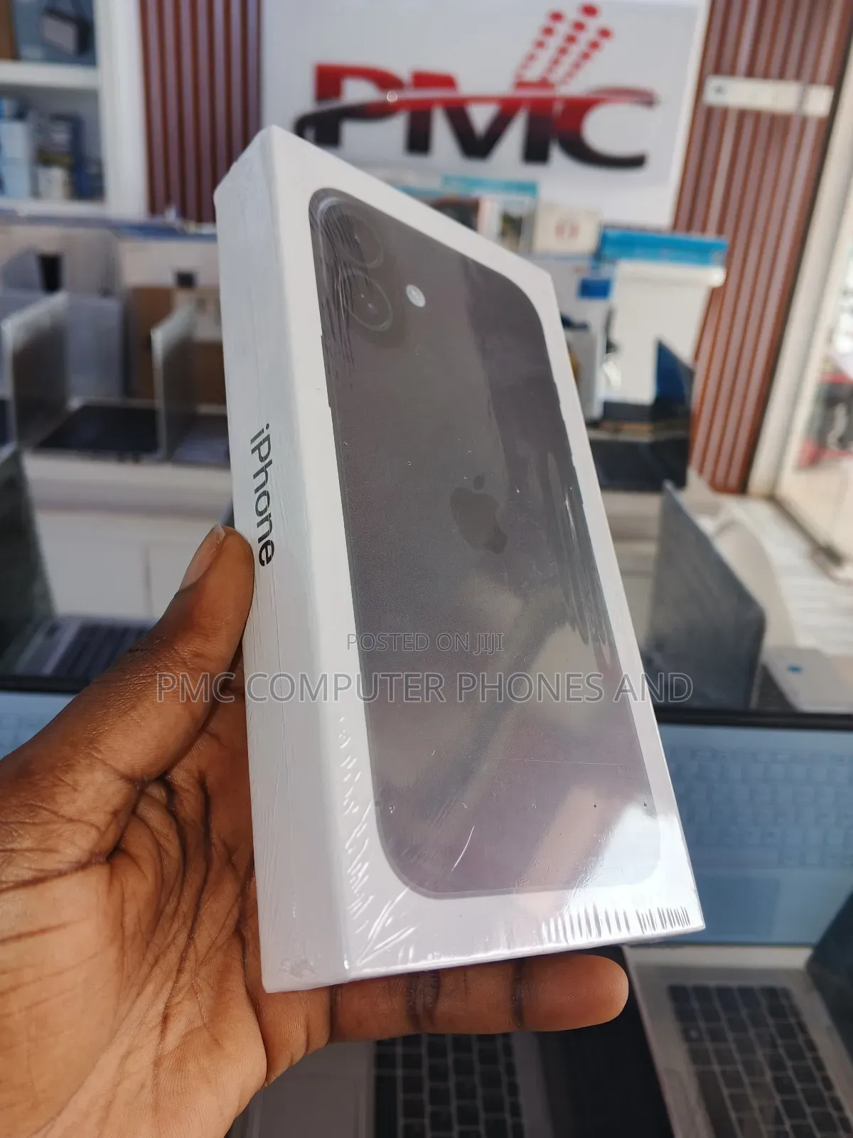 New Apple iPhone 16 Plus 256 GB Black