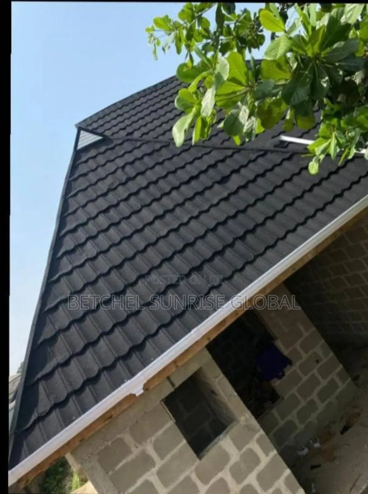 Bond Design And White Pvc Gutter