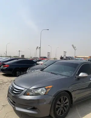 Honda Accord 2010 Gray