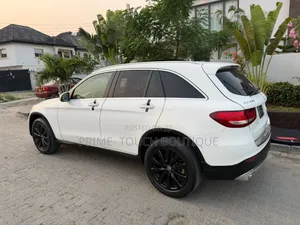 Mercedes-Benz GLC-Class 2017 White