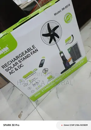Iwin 18 Inch Rechargeable Fan With Solar Panel