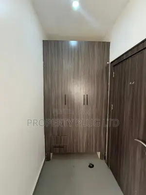 3bdrm Apartment in Idu for rent