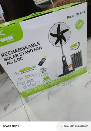 Iwin Solar Powered 18” Standing Fan