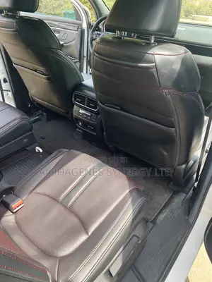 Honda Pilot Black Edition AWD 2025 White