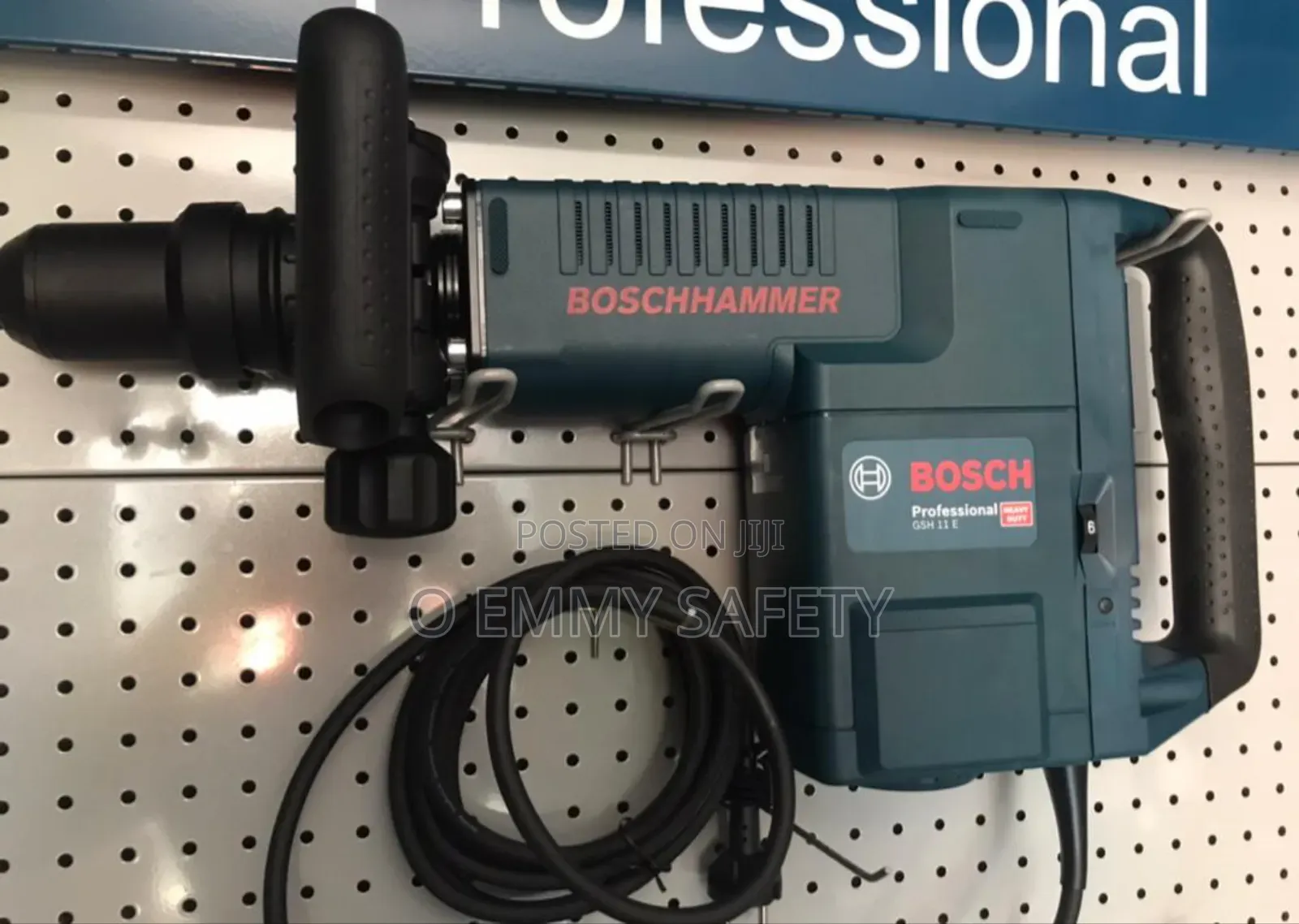Bosch Demolition Hammer (Gsh 11e)