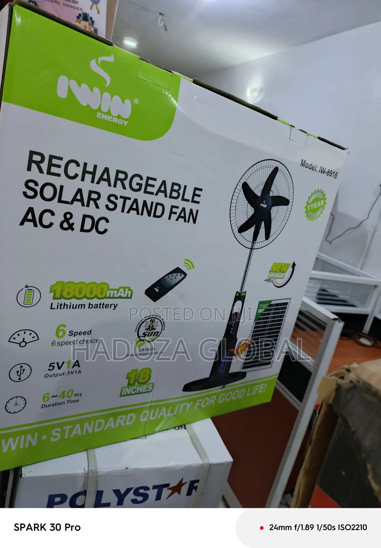 Iwin 18 Inch Electric Fan With Solar Panel