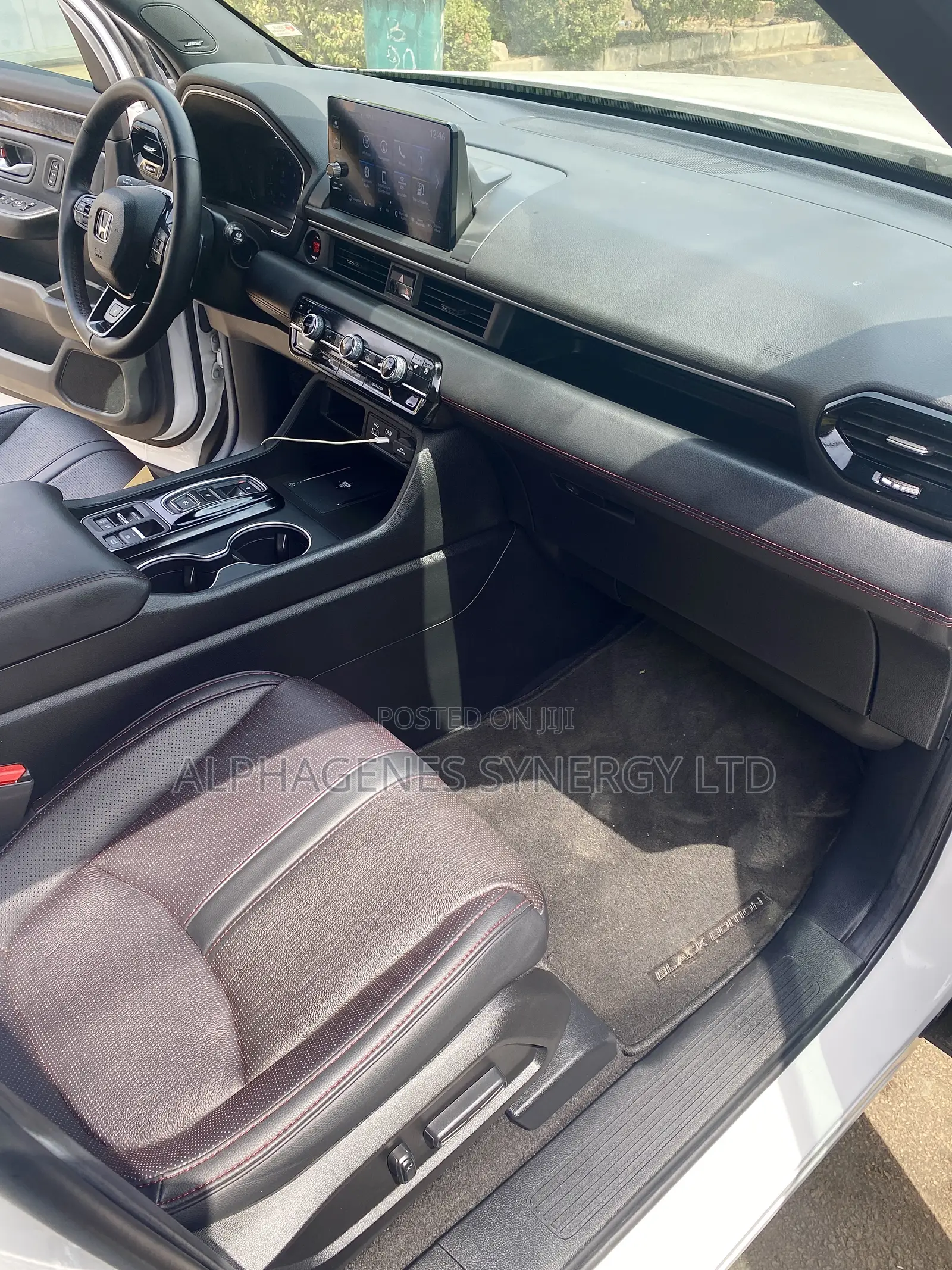 Honda Pilot Black Edition AWD 2025 White
