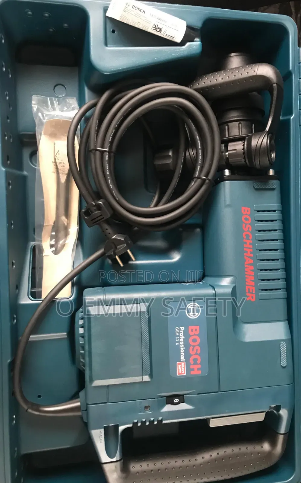 Bosch Demolition Hammer (Gsh 11e)