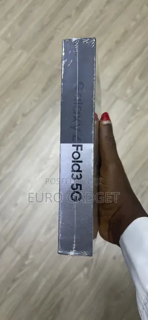 New Samsung Galaxy Z Fold 3 256 GB Black