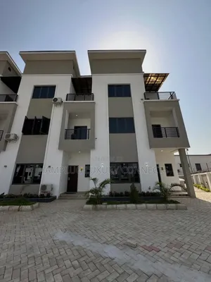 4bdrm Duplex in Jahi for sale