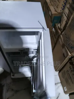 BCD-108j Top Freezer Refrigerator – Upper Freezer Type