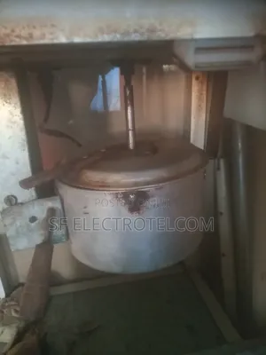 Pop Corn Machine