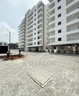3bdrm Apartment in Banana Island for rent