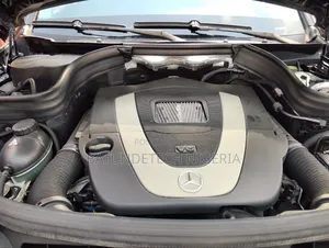 Mercedes-Benz GLK-Class 350 4MATIC 2011 Gray