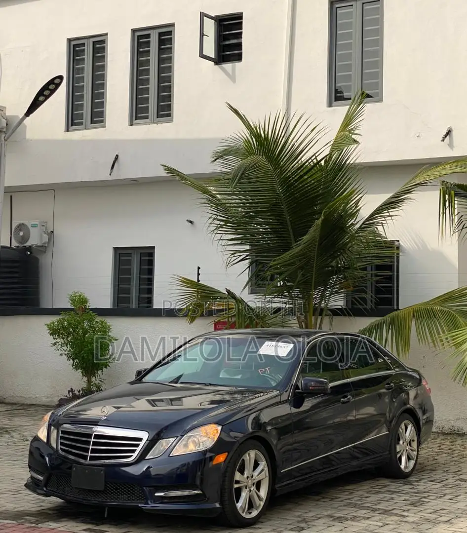 Mercedes-Benz E350 2013 Blue
