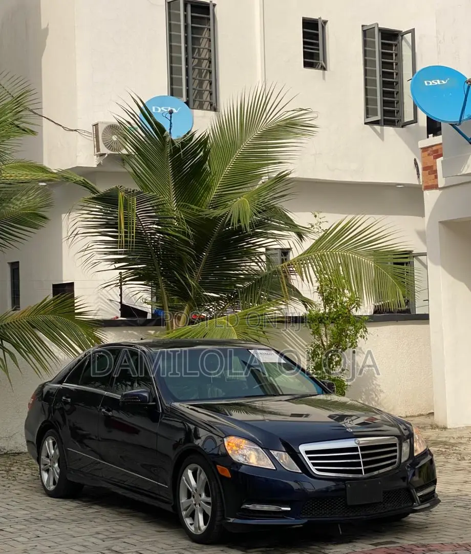 Mercedes-Benz E350 2013 Blue