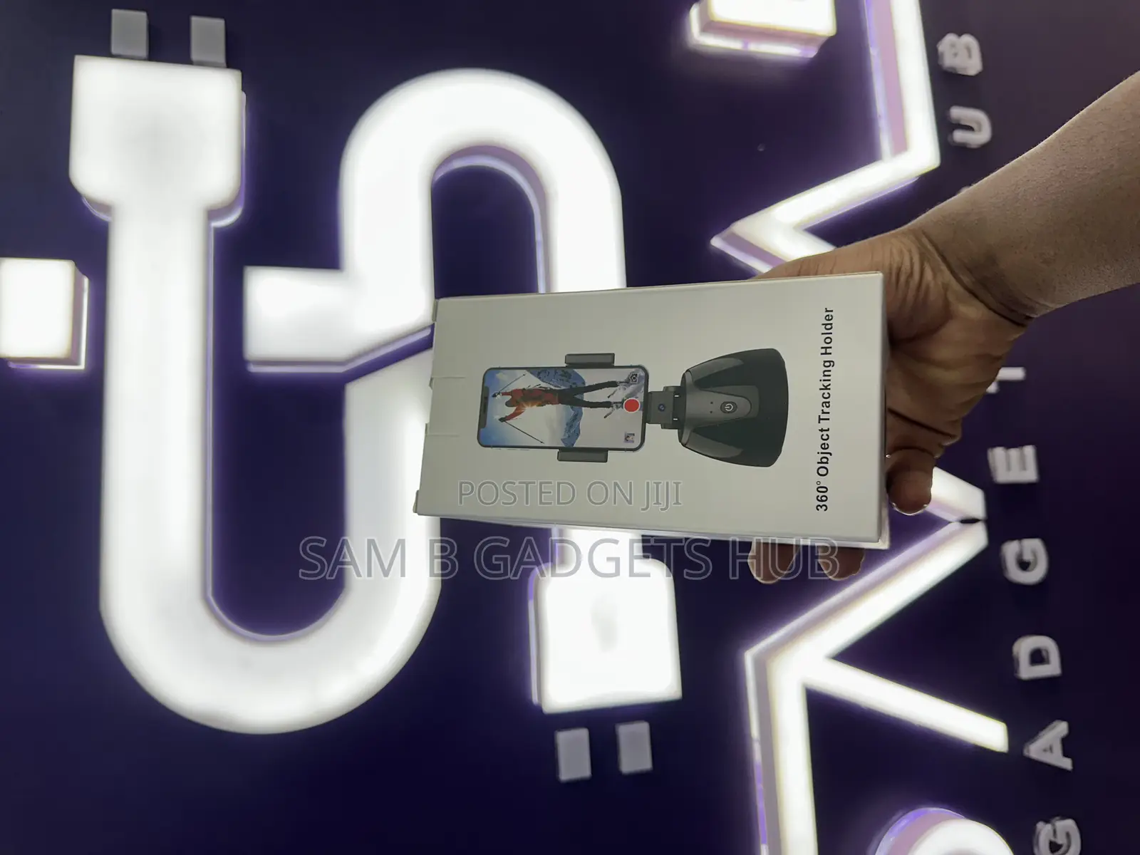 360° Object Tracking Holder