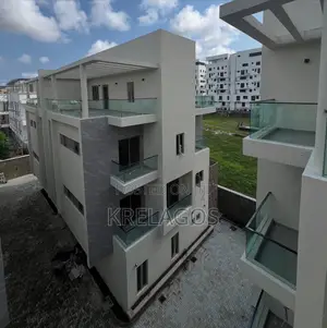 5bdrm Duplex in Banana Island for rent