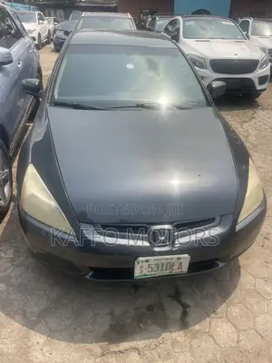 Honda Accord Automatic 2005 Gray