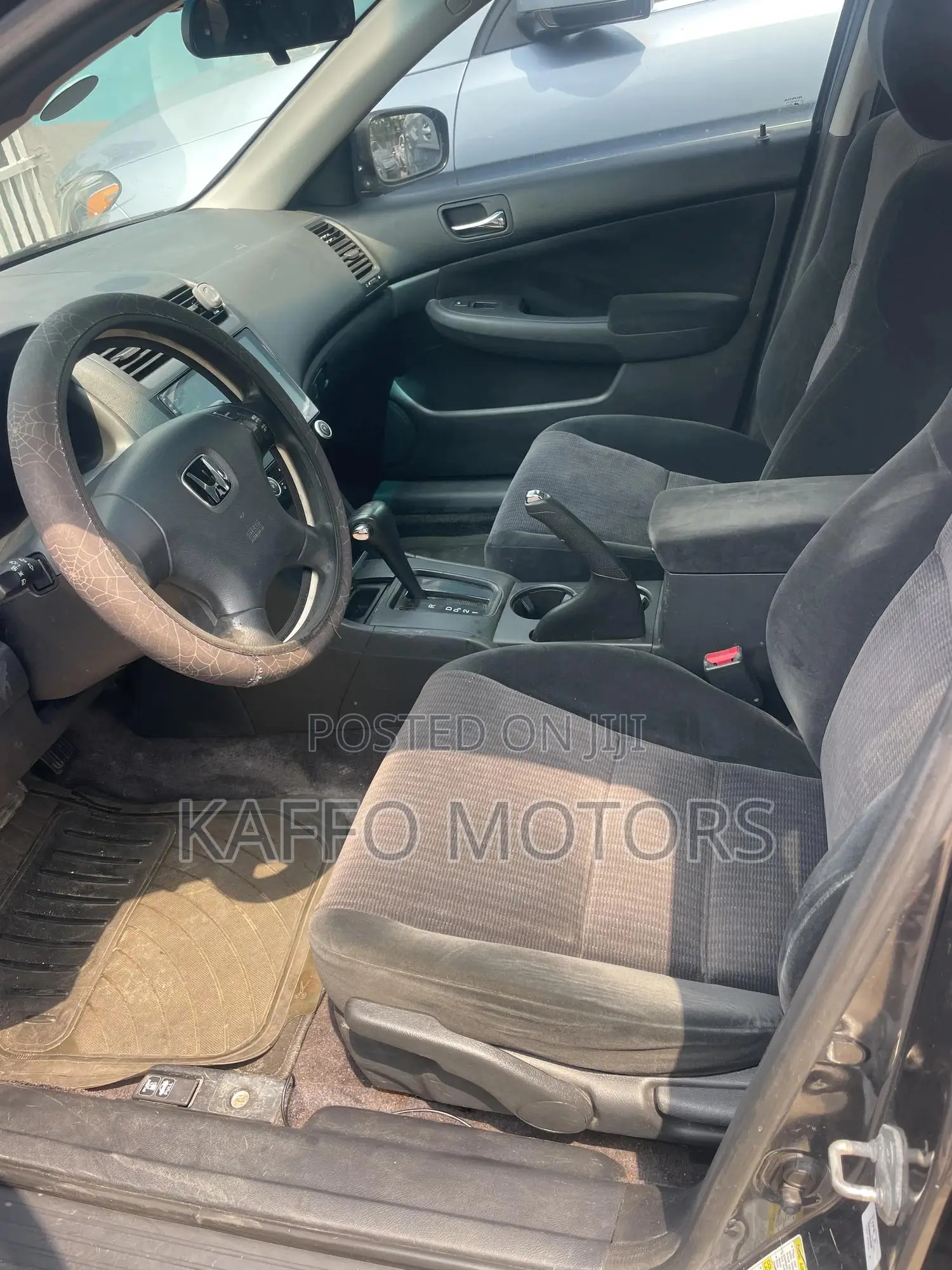 Honda Accord Automatic 2005 Gray