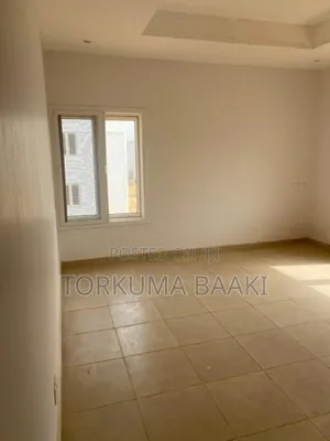 3bdrm Block of Flats in Billard Estate, Life Camp for rent