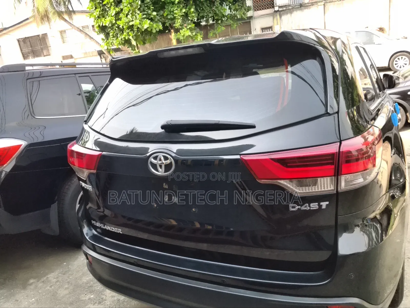 Toyota Highlander LE AWD 2020 Black