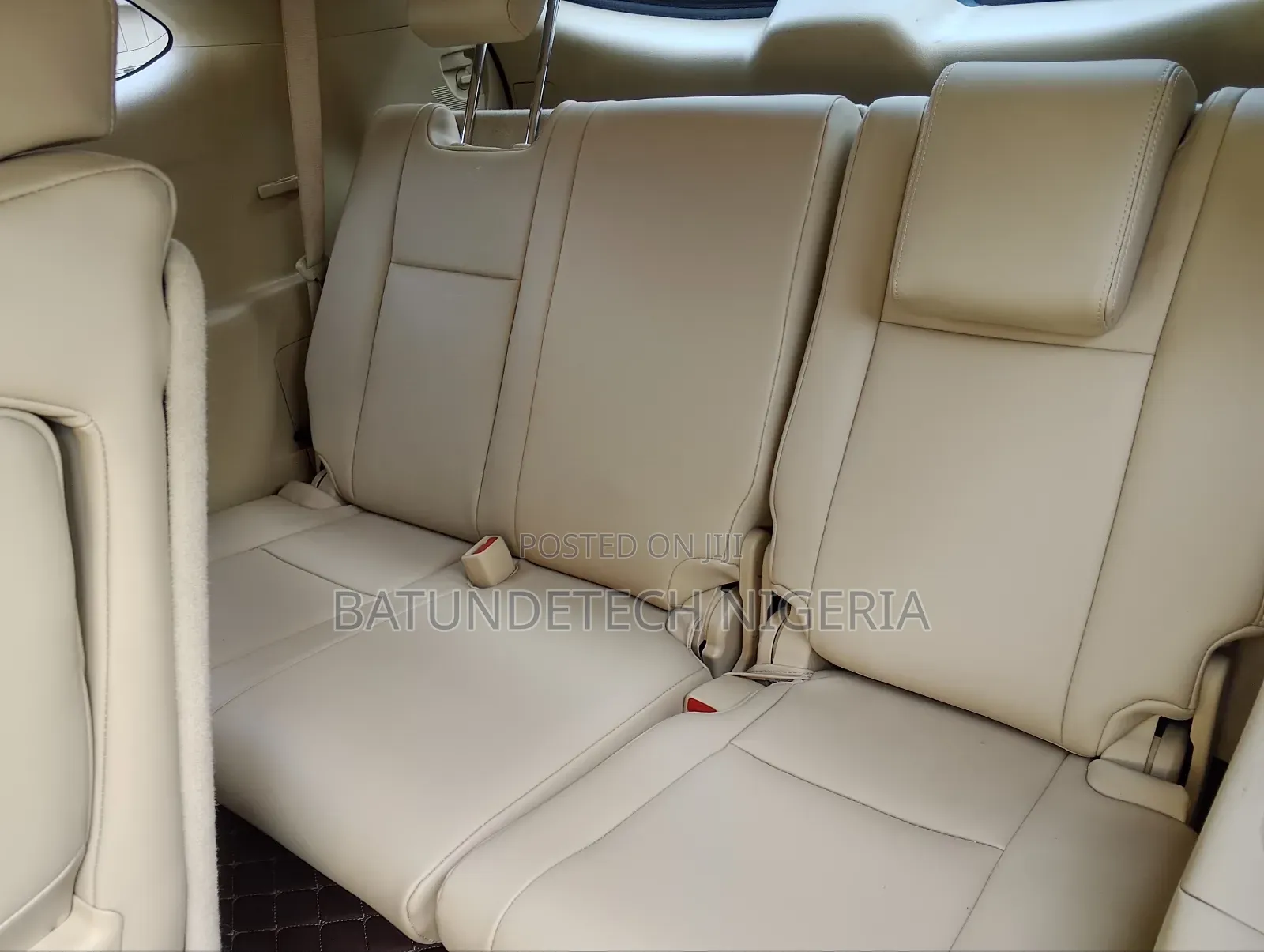 Toyota Highlander LE AWD 2020 Black