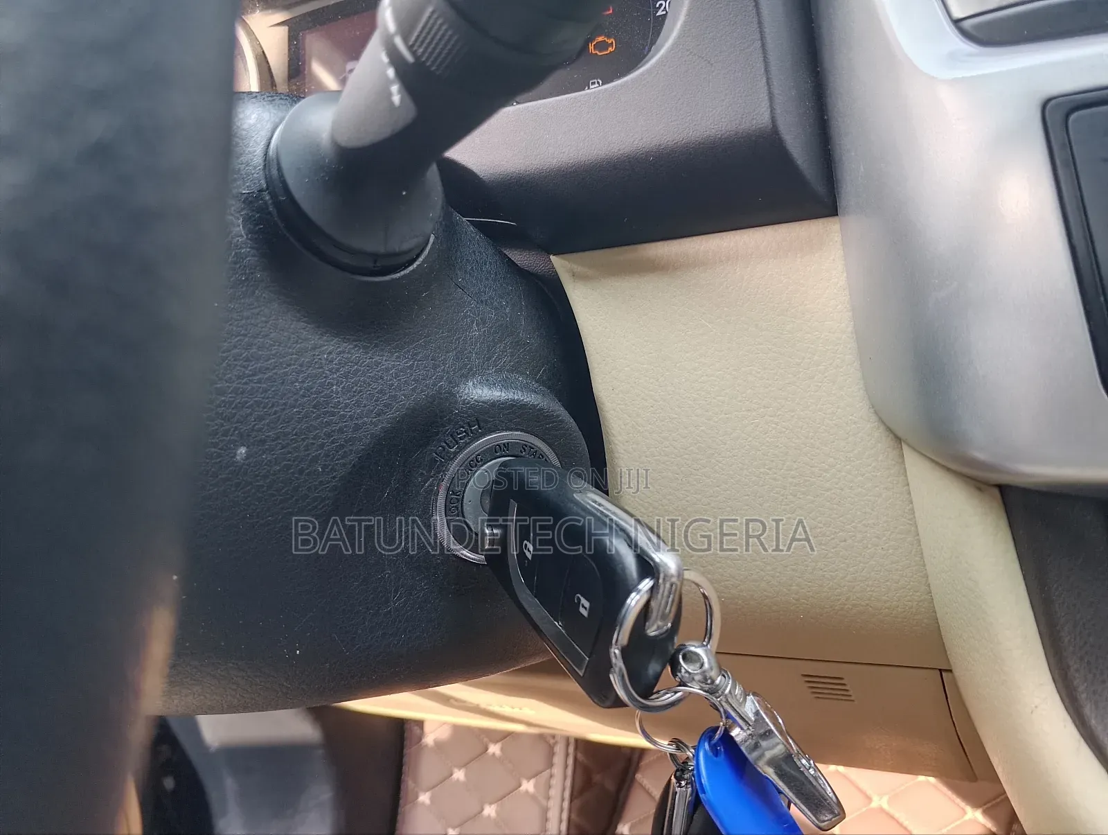 Toyota Highlander LE AWD 2020 Black