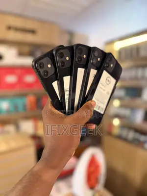Apple iPhone 12 64 GB Black