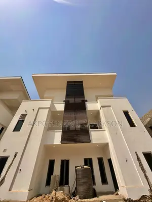 5bdrm Duplex in Wuye for rent