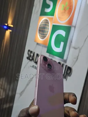 Apple iPhone 15 128 GB Pink
