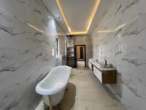 5bdrm Duplex in Wuye for rent