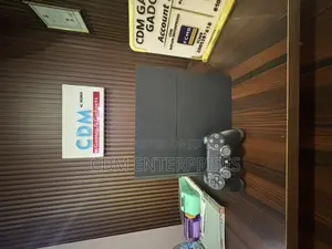 Playstation 4 Standard Edition 2 Pad 6 Games
