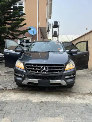 Mercedes-Benz M Class ML 350 4Matic 2012 Gray