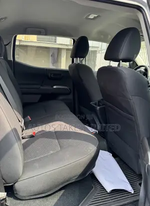 Toyota Tacoma 2023 Gray