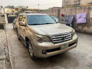 Lexus GX 2013 Gold